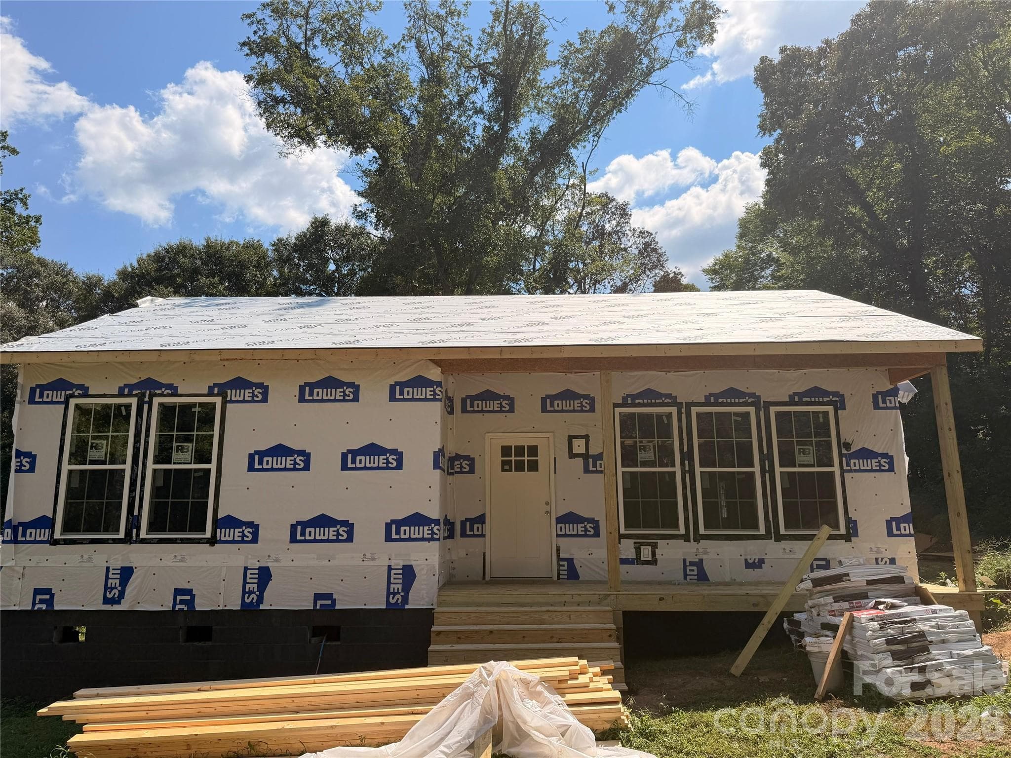 Single Family Residence at 207 Mauney Street, Mount Holly, photo 7 of 13