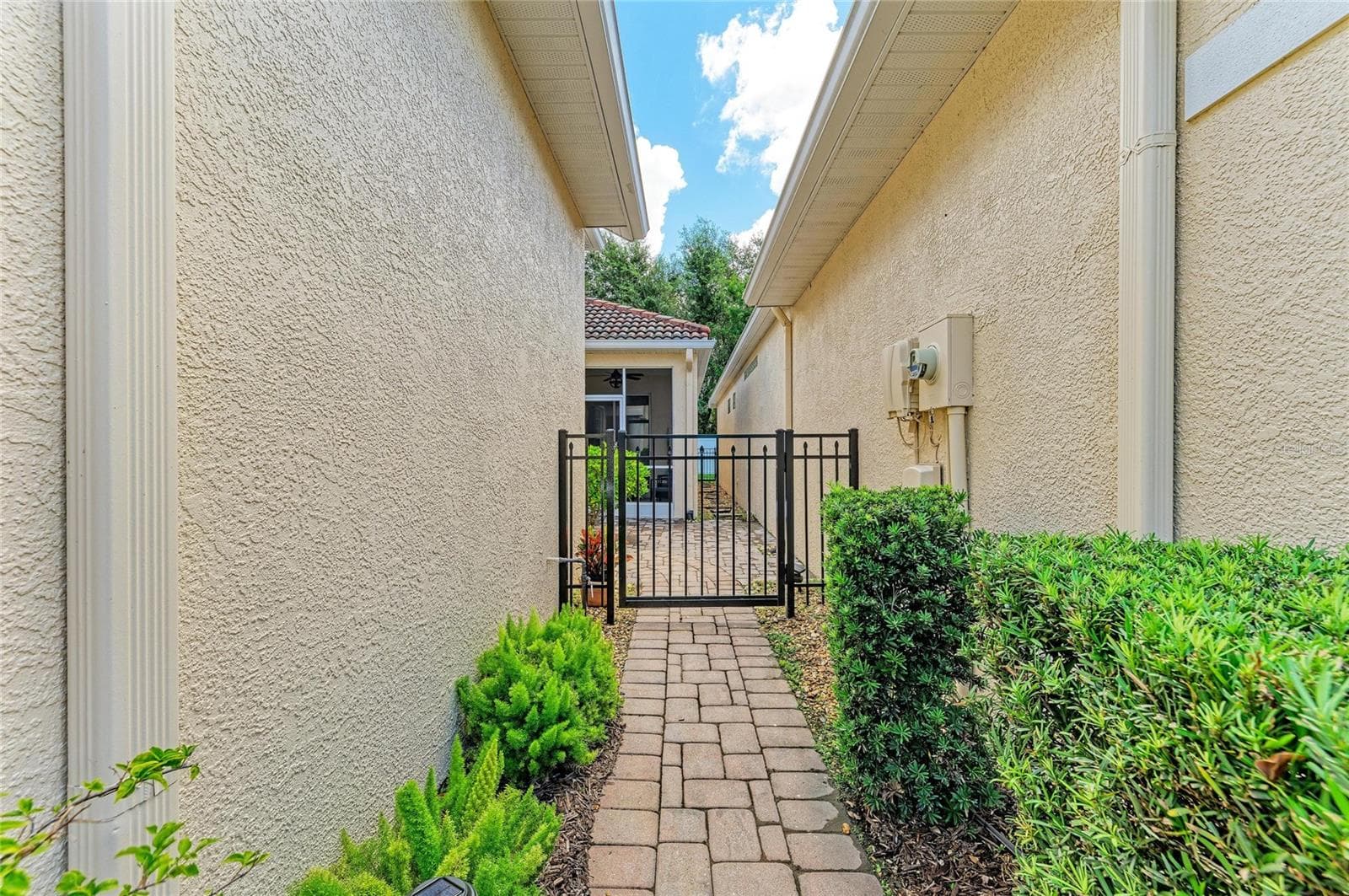 Villa at 7751 33RD ST E, SARASOTA, photo 6 of 65