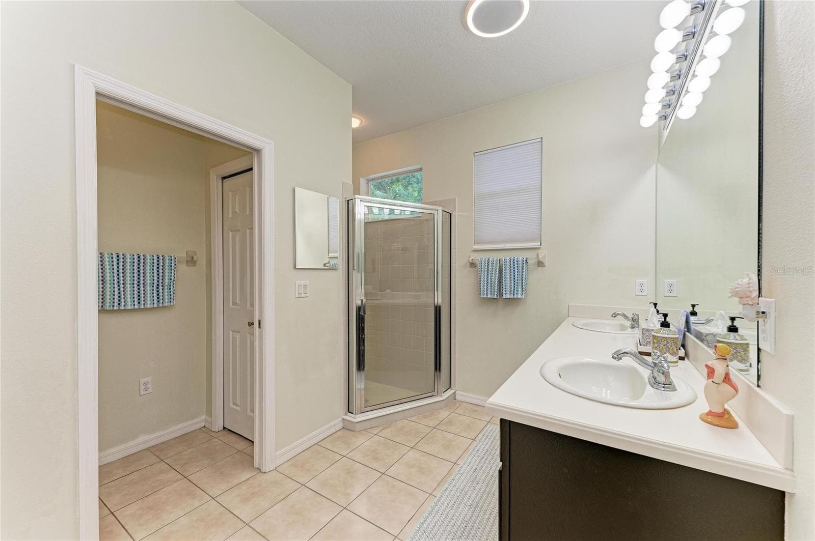 Villa at 7751 33RD ST E, SARASOTA, photo 33 of 65