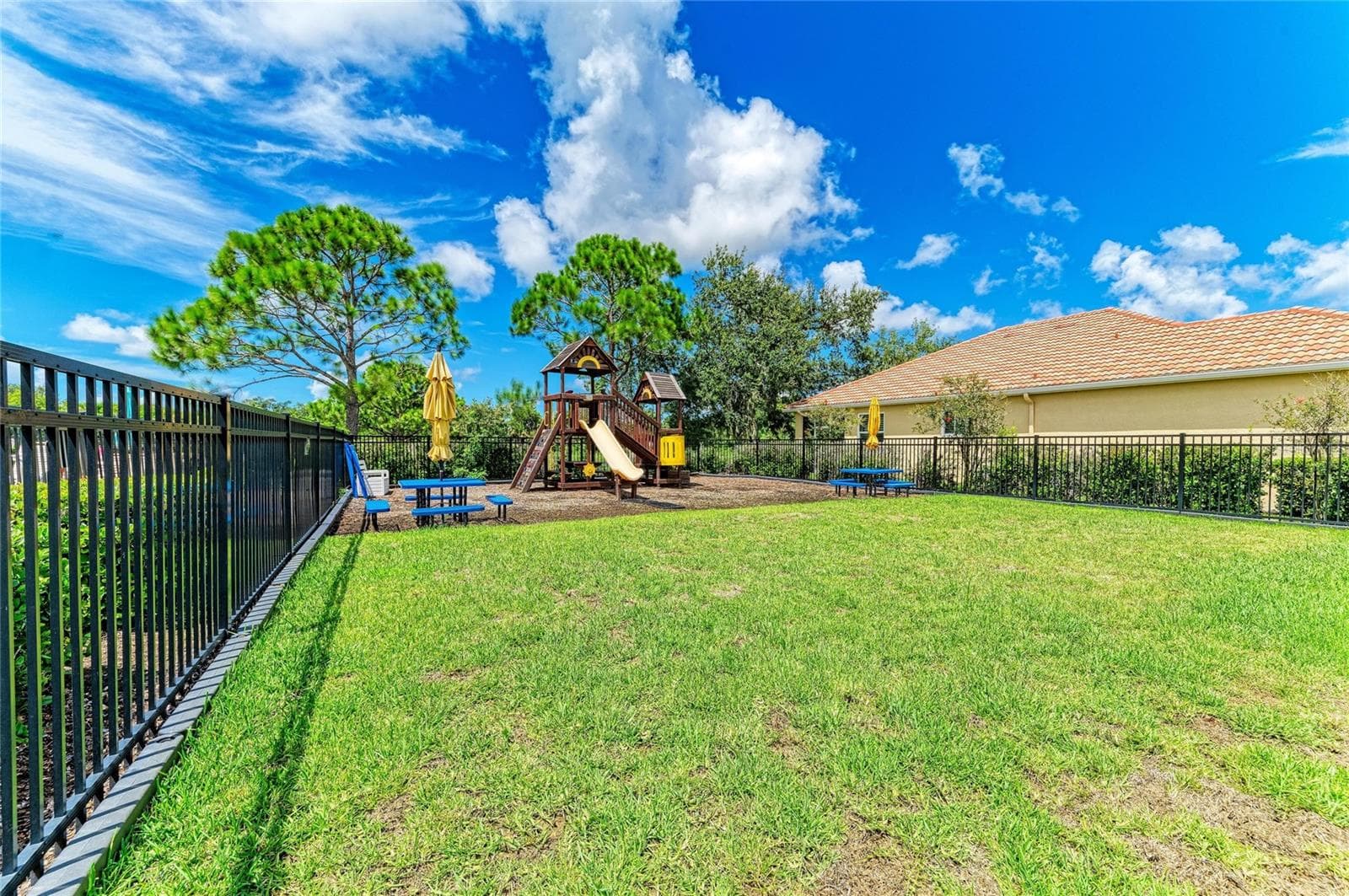 Villa at 7751 33RD ST E, SARASOTA, photo 47 of 65