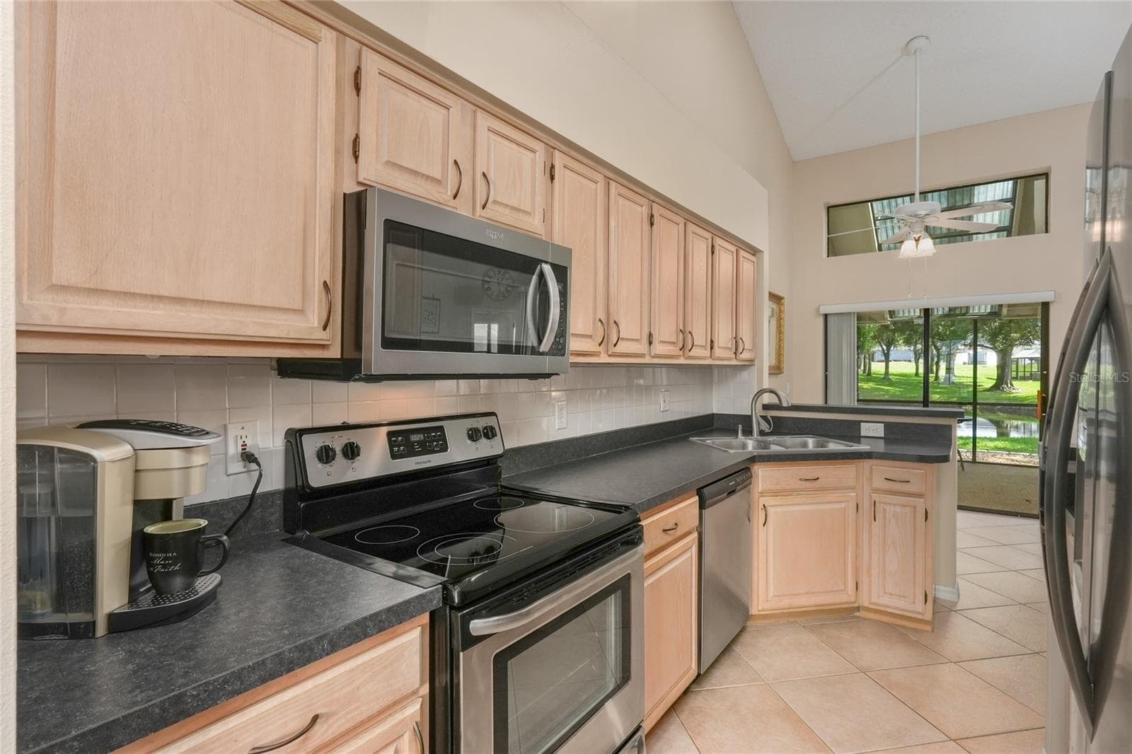 Townhouse at 12709 BURMAH CT, ODESSA, photo 10 of 32
