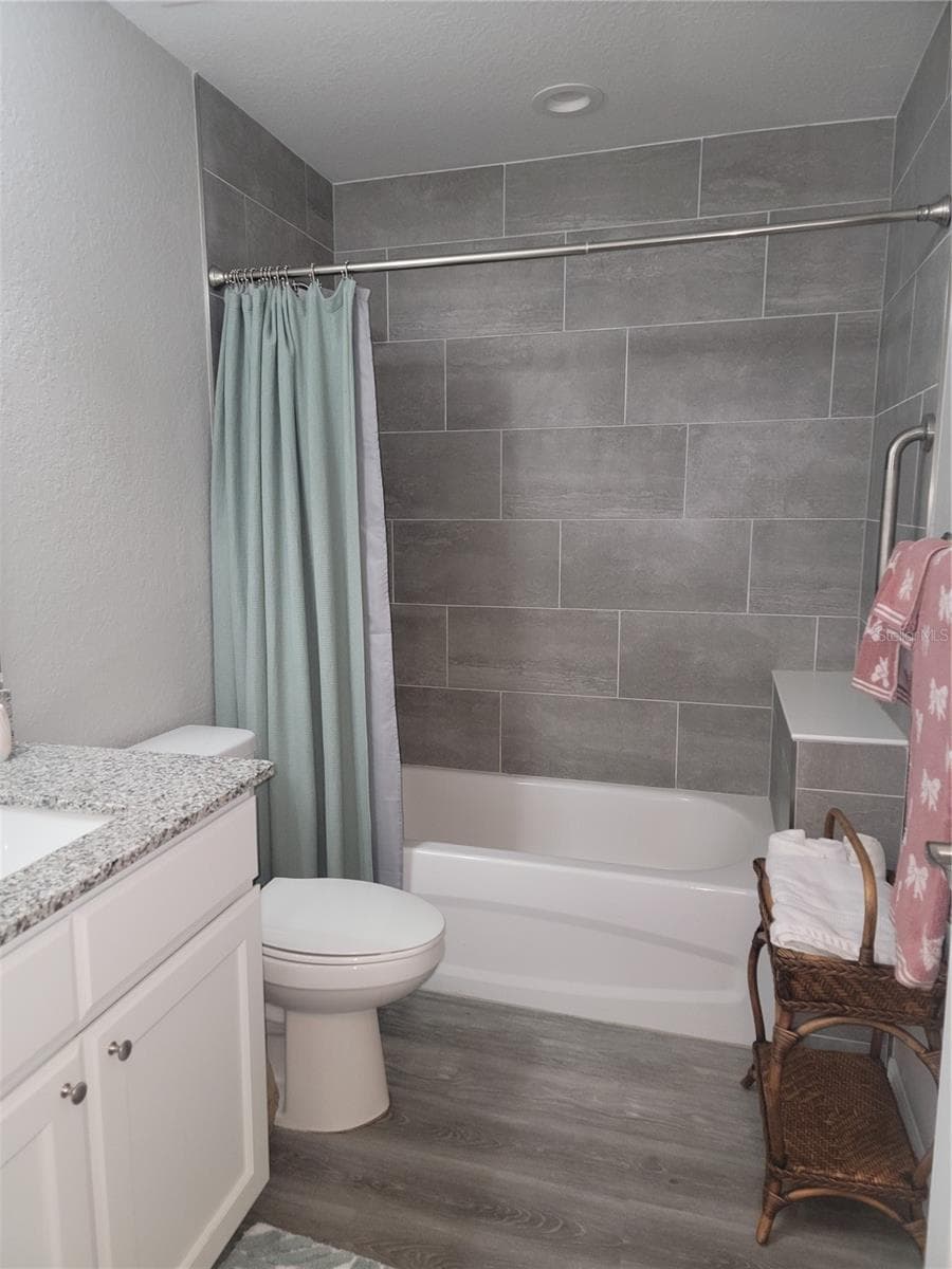 Guest Bath - 4534 SW CLEARWATER CT, DUNNELLON