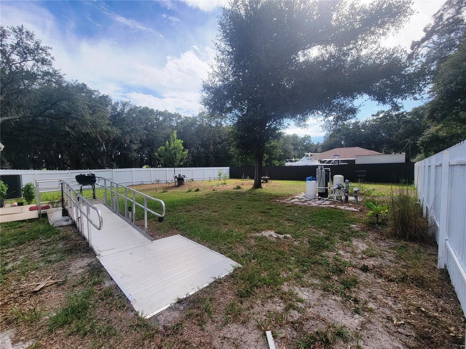 Single Family Residence at 4534 SW CLEARWATER CT, DUNNELLON, photo 35 of 41