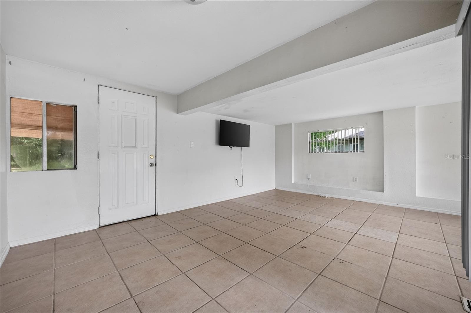Single Family Residence at 2402 S SUMMERLIN AVE, SANFORD, photo 38 of 39