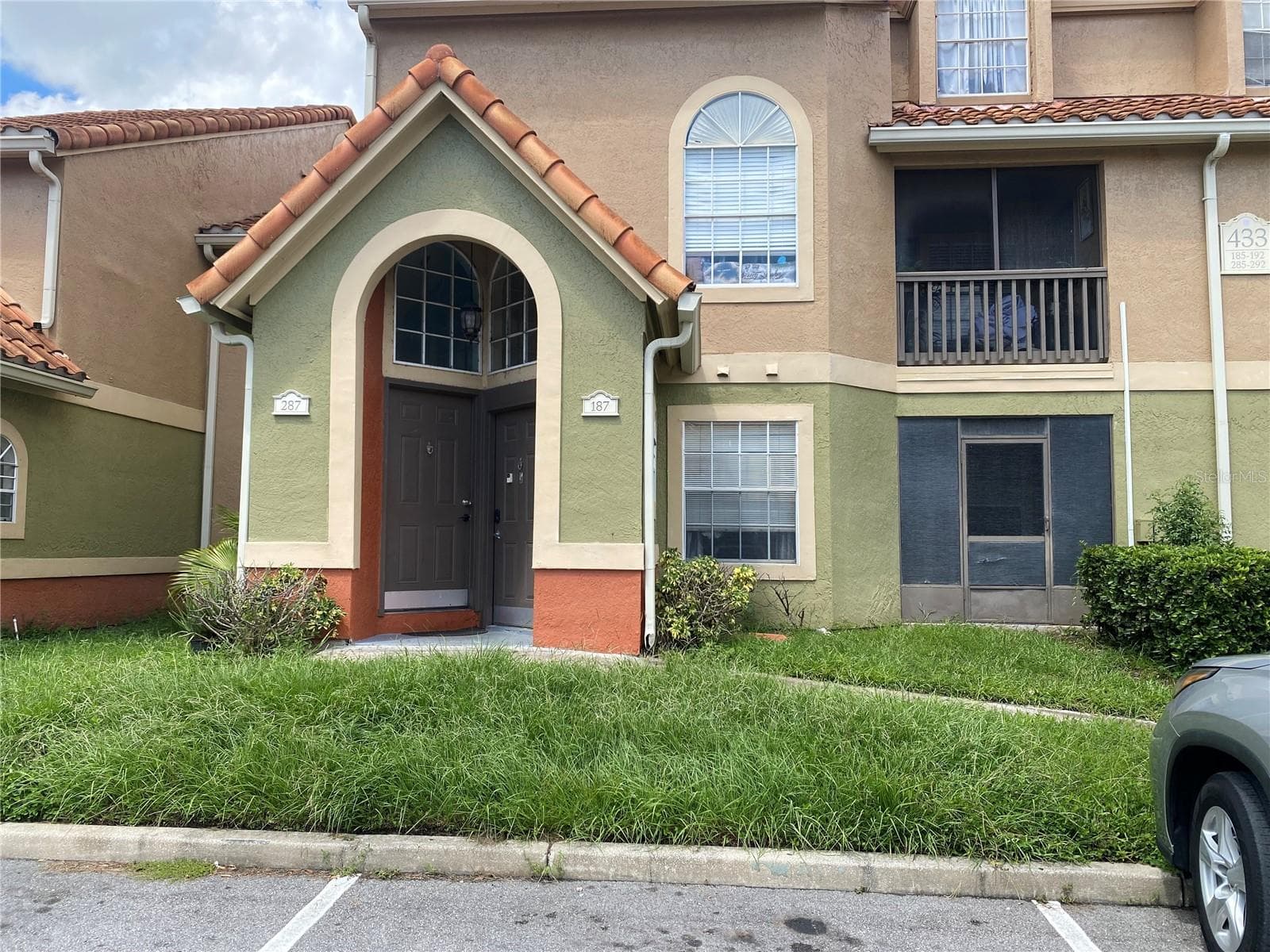 433 FOUNTAINHEAD CIR #287