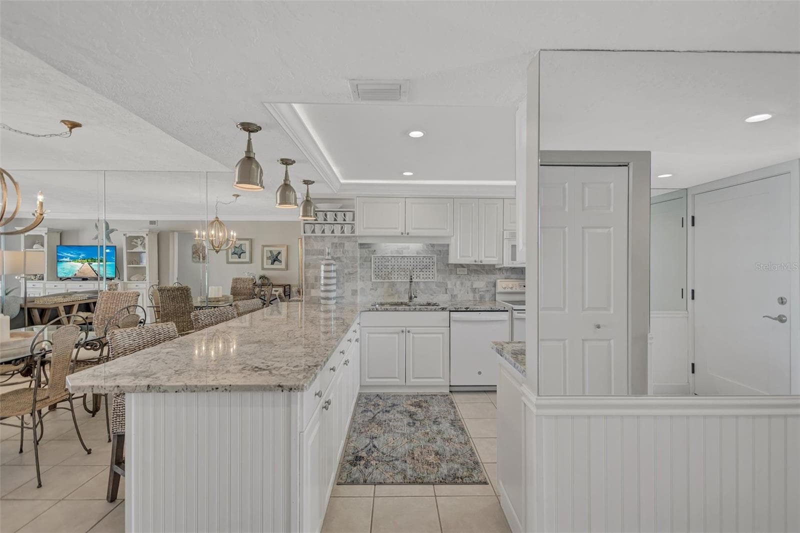 Condominium at 6480 MIDNIGHT PASS RD #612, SARASOTA, photo 19 of 65