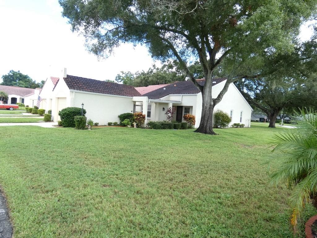 945 MADRID DR