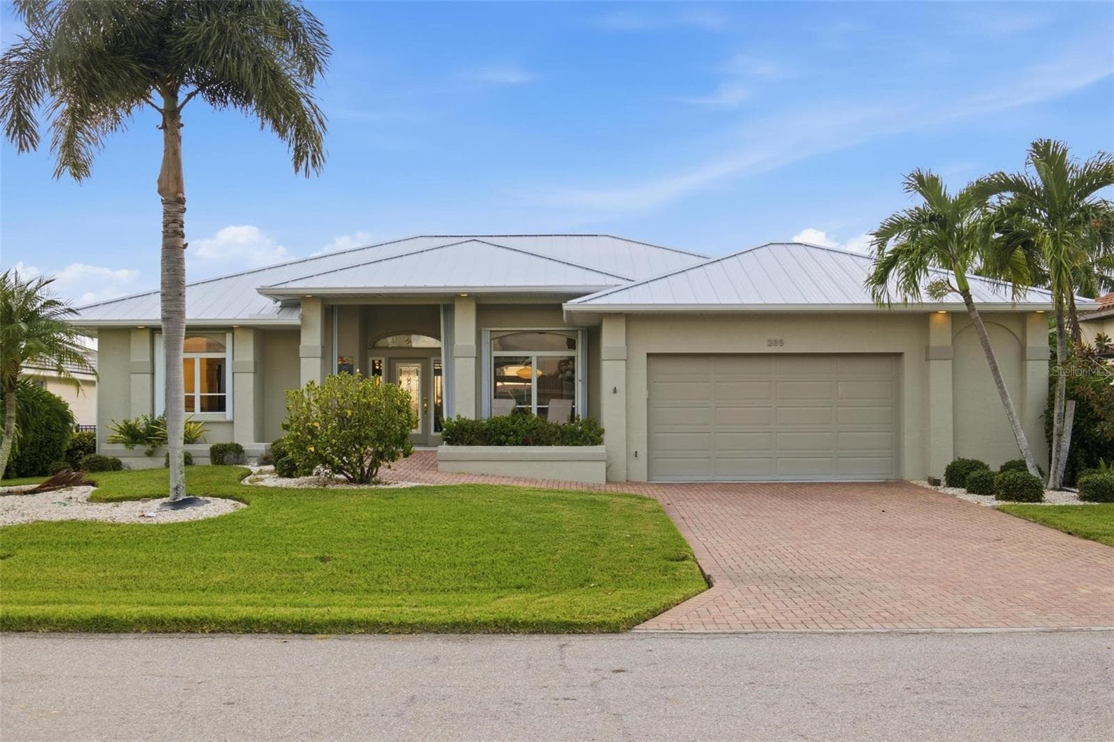 209 DIVINCI DR