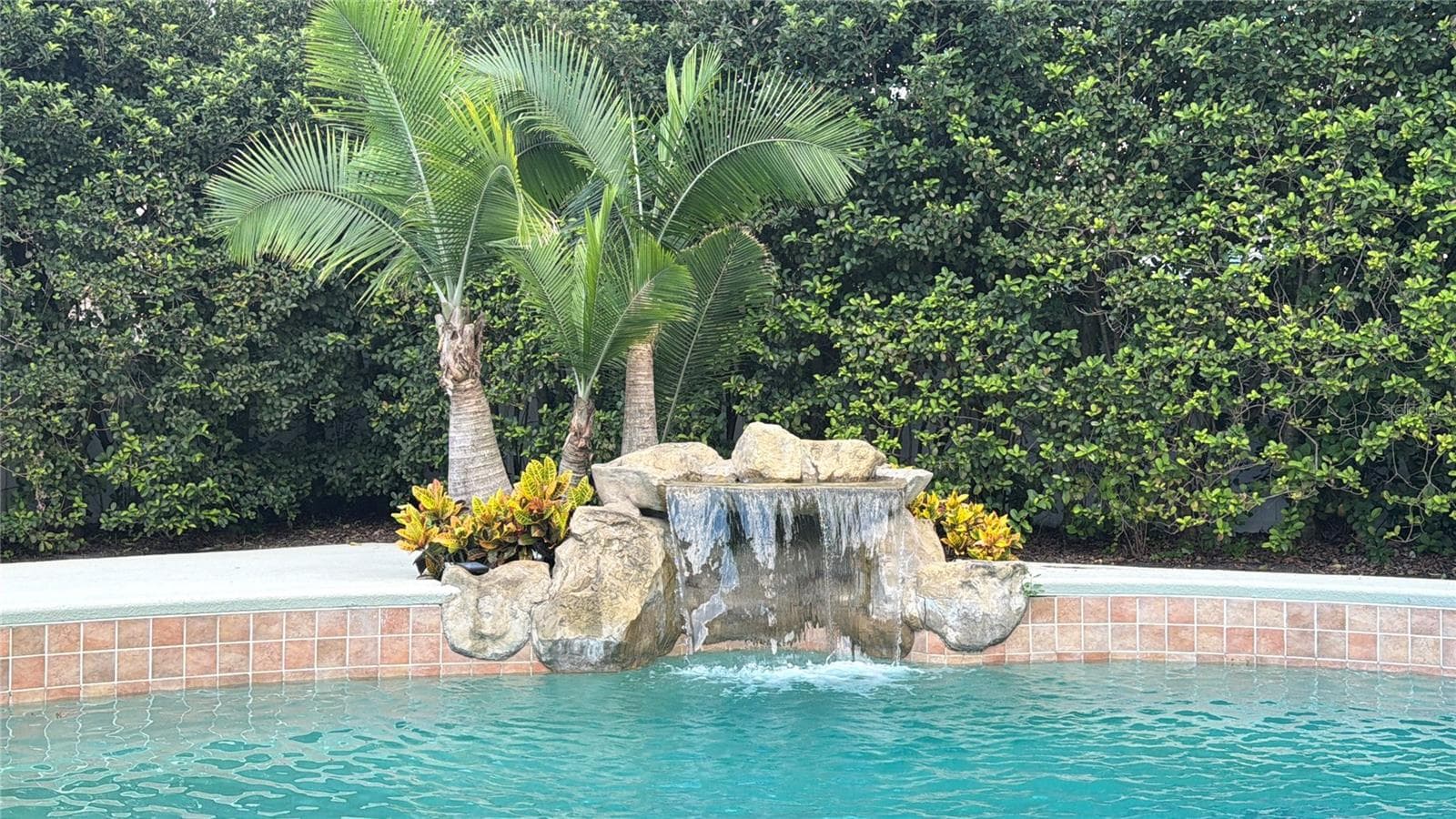 Single Family Residence at 9115 BAY SIDE CT, ORLANDO, photo 4 of 56
