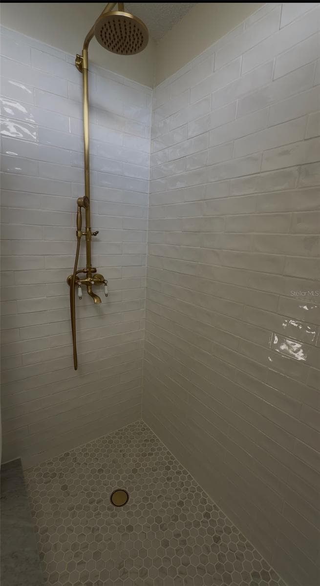 Single Family Residence at 9115 BAY SIDE CT, ORLANDO, photo 50 of 56