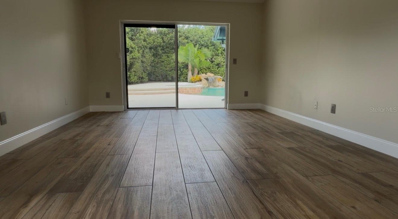Single Family Residence at 9115 BAY SIDE CT, ORLANDO, photo 48 of 56