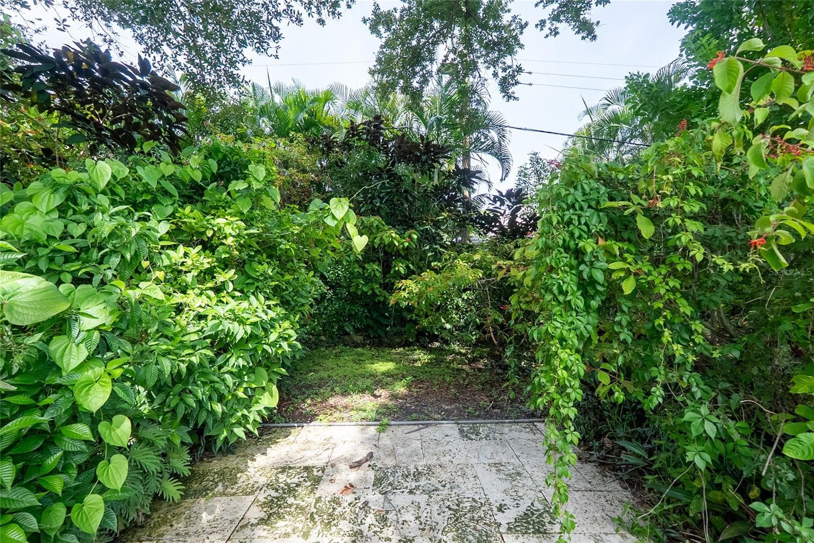 Single Family Residence at 912 DAWN ST, VENICE, photo 42 of 69