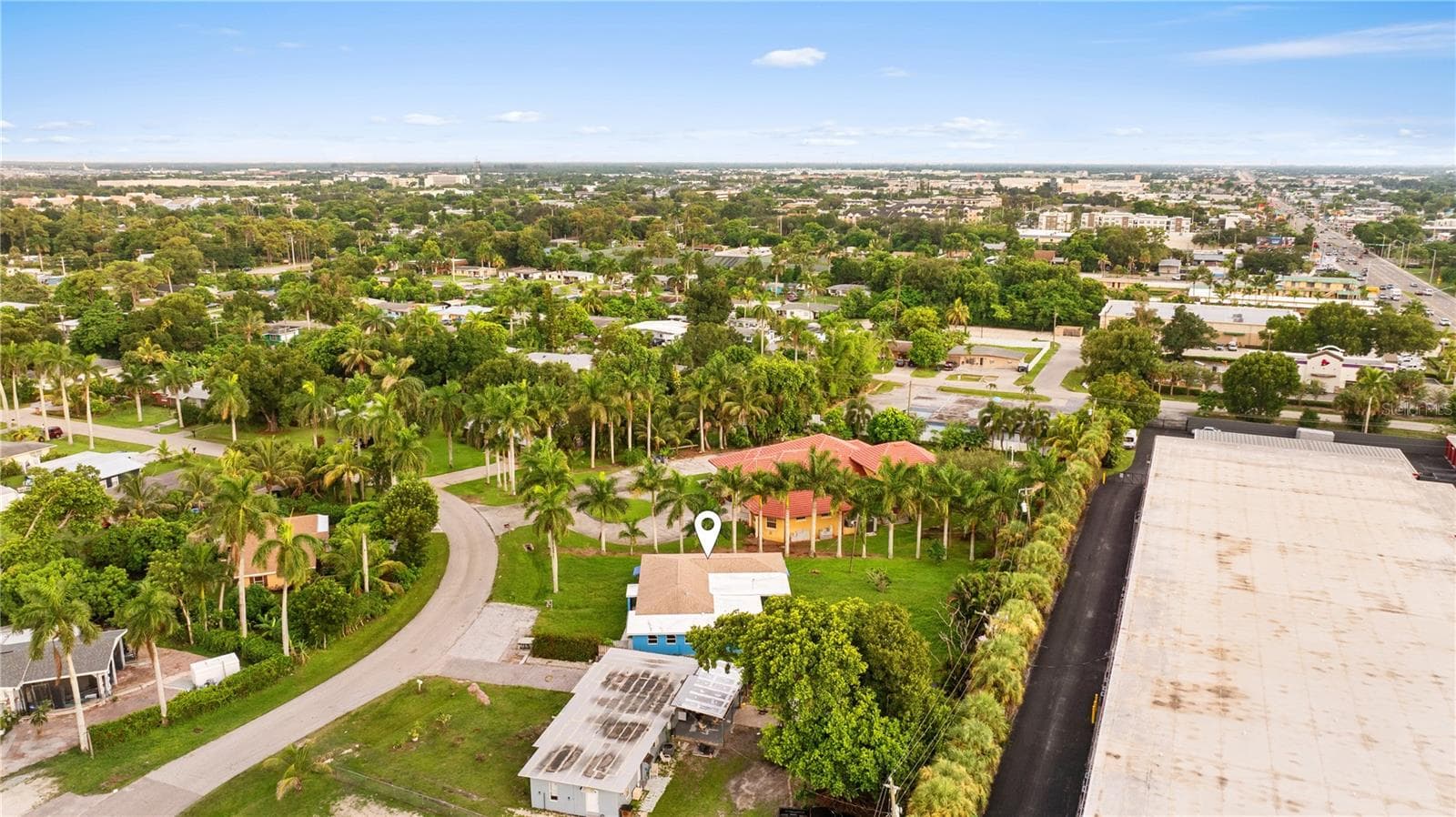 Single Family Residence at 2055 MARAVILLA CIR, FORT MYERS, photo 41 of 47