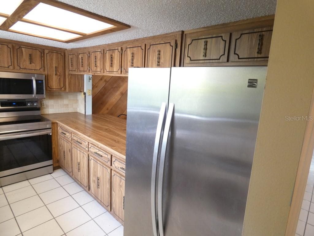 Condominium at 9940 EAGLES POINT CIR #3, PORT RICHEY, photo 15 of 61