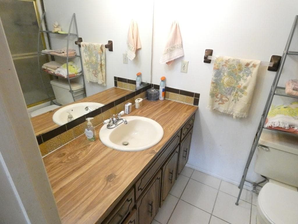 Condominium at 9940 EAGLES POINT CIR #3, PORT RICHEY, photo 25 of 61