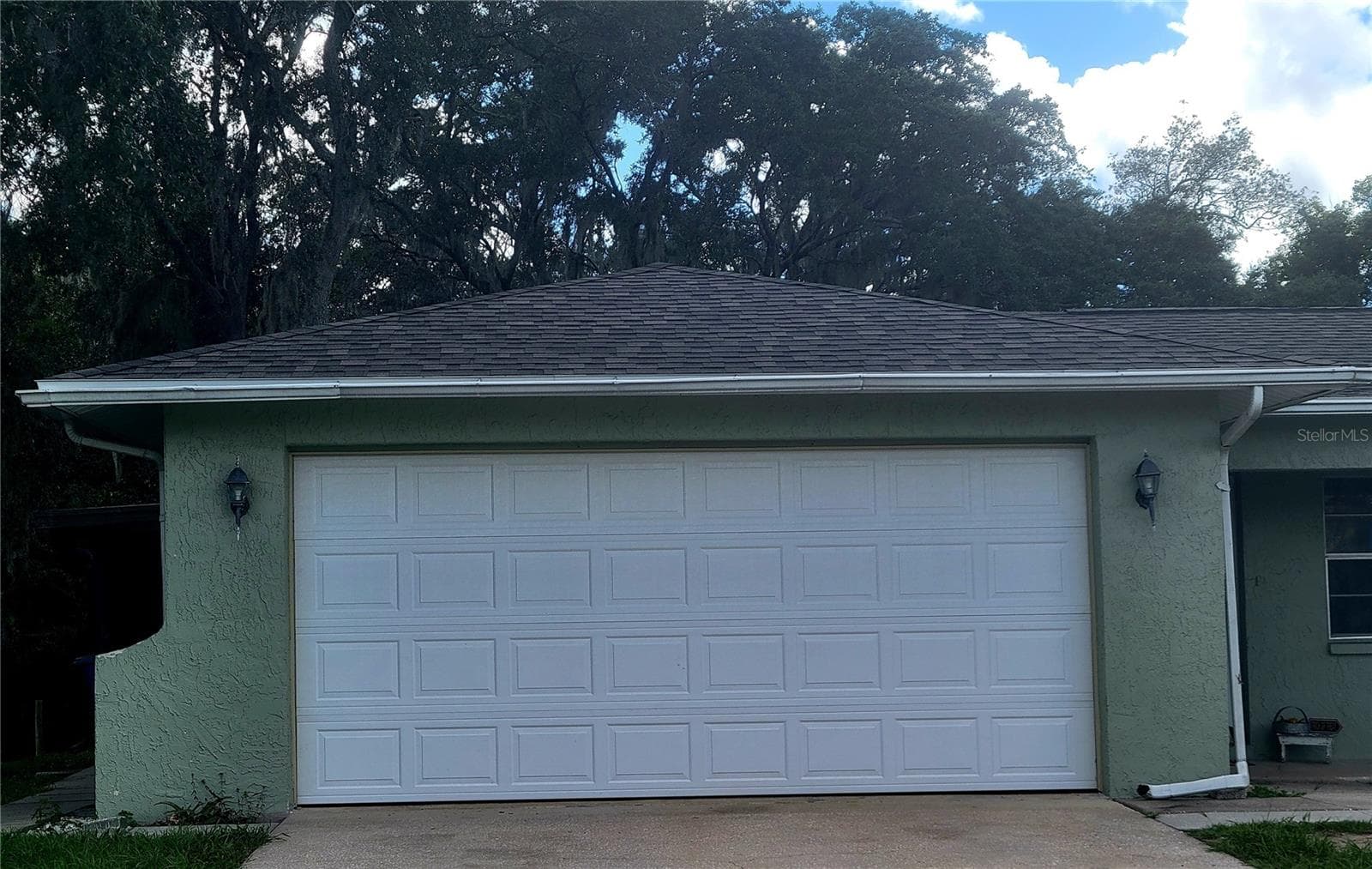 New Door and New Roof. Woohoo - 9022 LINGROVE RD, WEEKI WACHEE