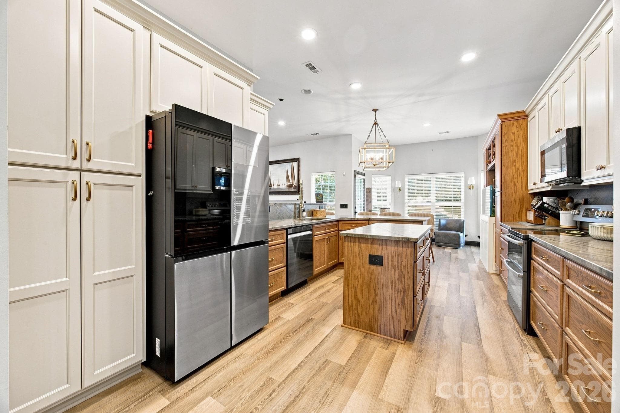 Single Family Residence at 9900 Tufts Drive, Mint Hill, photo 12 of 29