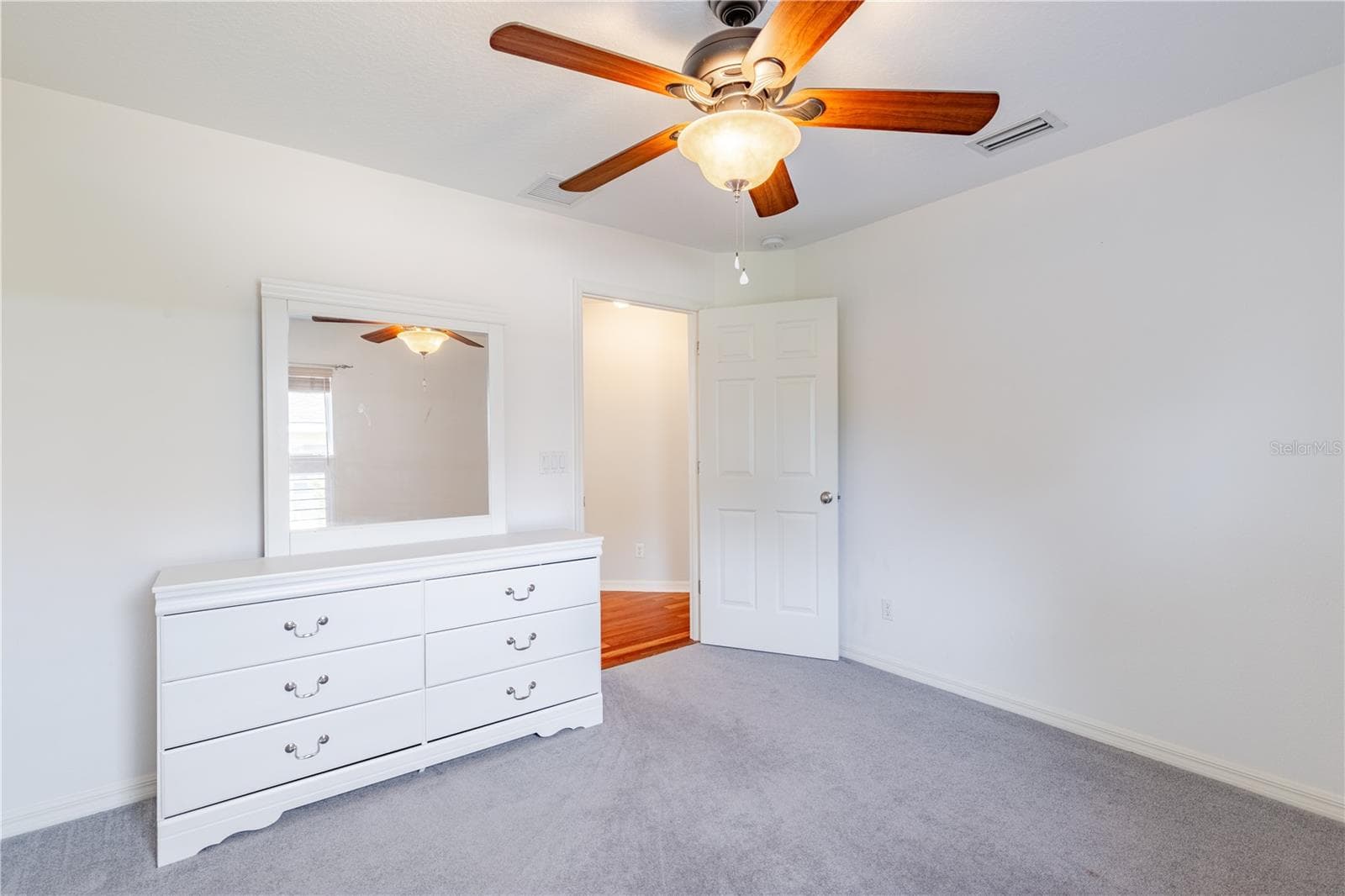 Single Family Residence at 5370 INDIAN OCEAN LOOP, TAVARES, photo 24 of 49