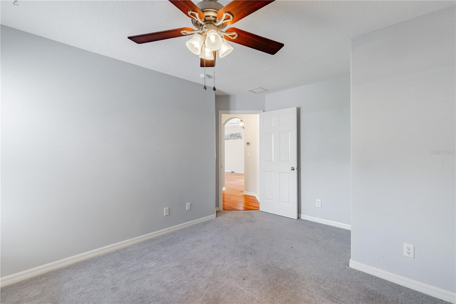 Single Family Residence at 5370 INDIAN OCEAN LOOP, TAVARES, photo 26 of 49
