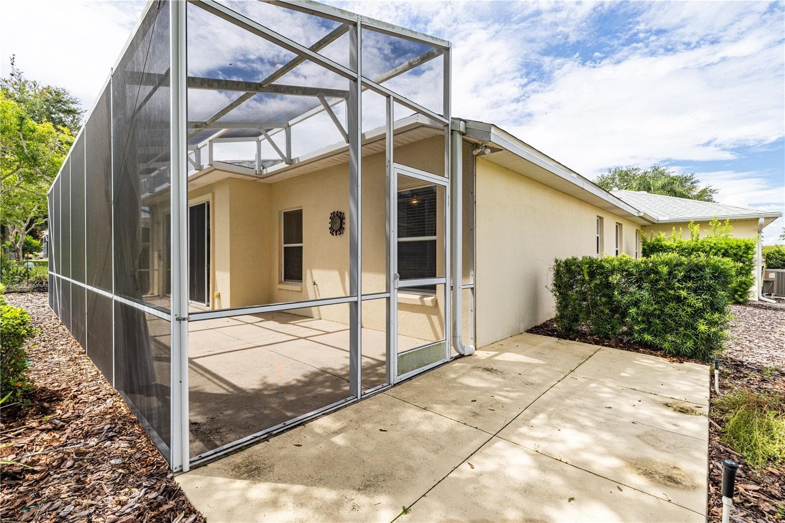 Single Family Residence at 5370 INDIAN OCEAN LOOP, TAVARES, photo 30 of 49