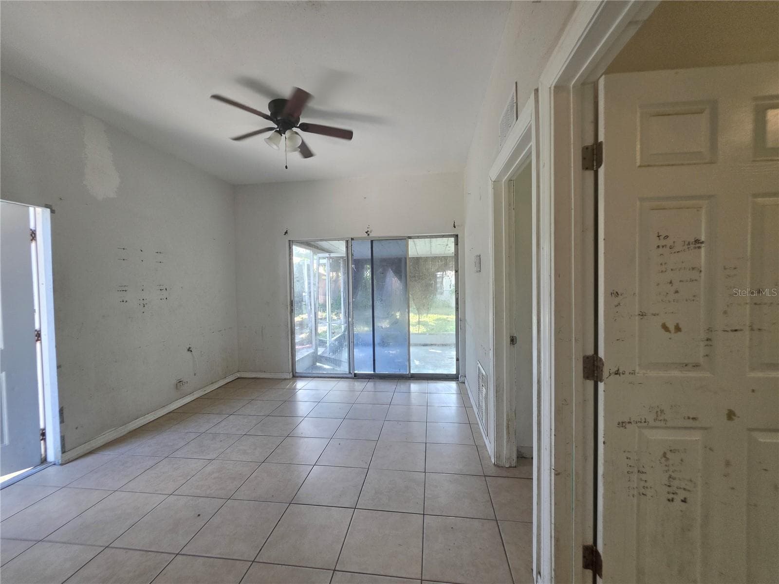 Duplex at 1222 17TH ST W, BRADENTON, photo 8 of 38