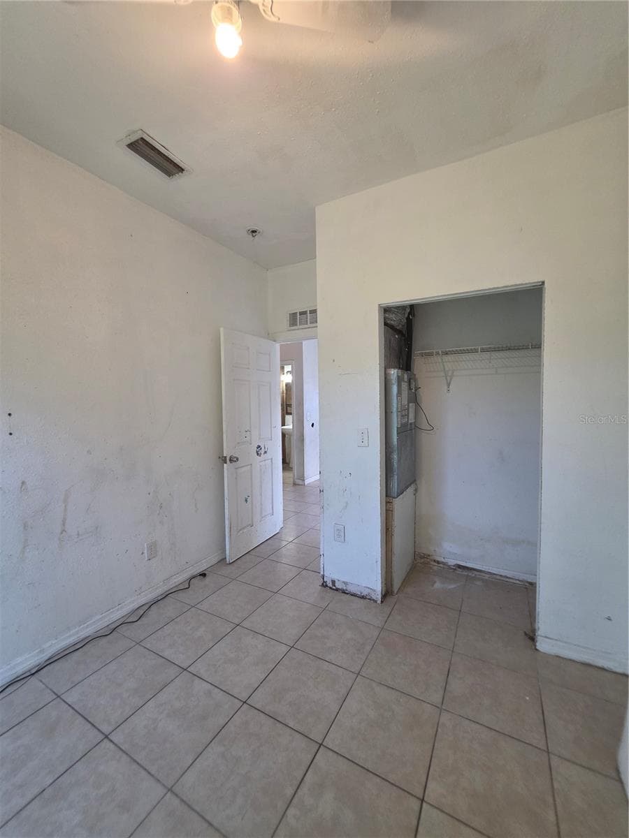 Duplex at 1222 17TH ST W, BRADENTON, photo 19 of 38