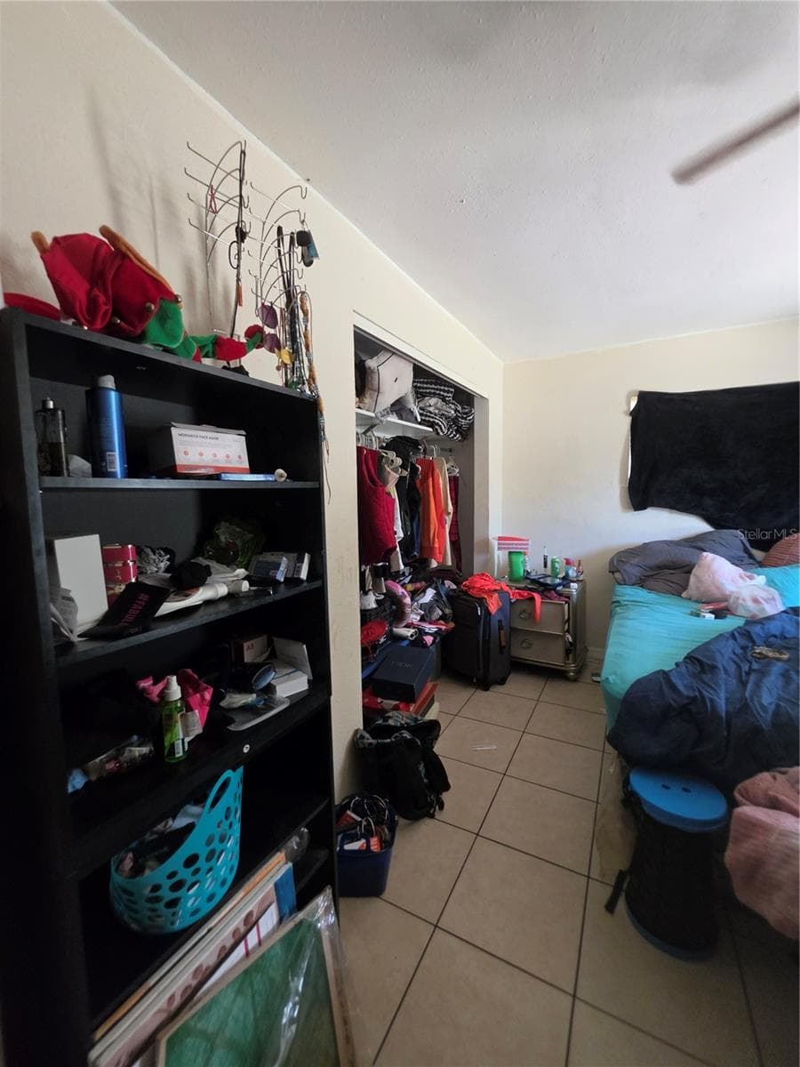 Duplex at 1222 17TH ST W, BRADENTON, photo 33 of 38