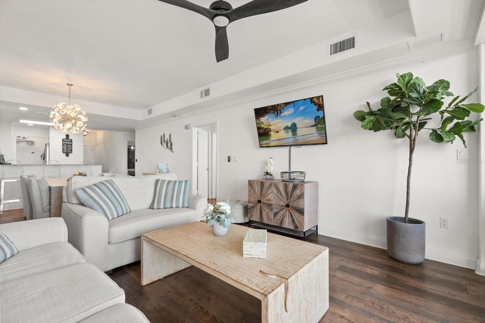 Condo - Hotel at 13427 BLUE HERON BEACH DR #2-1105, ORLANDO, photo 12 of 54
