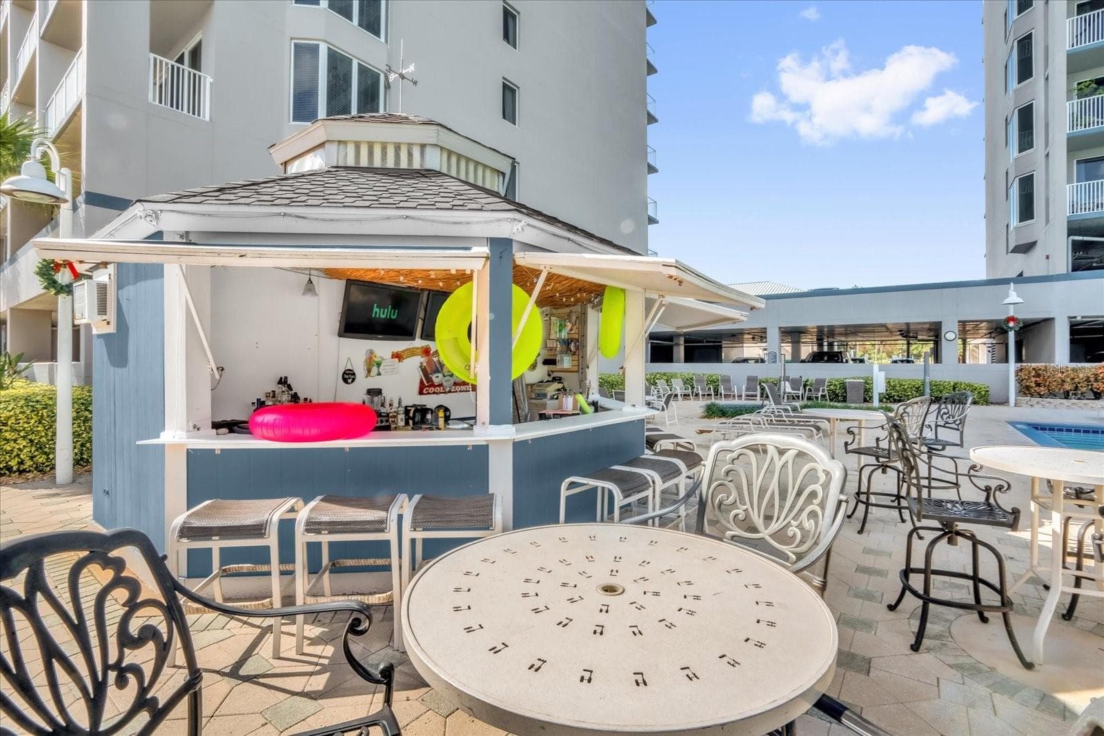 TIKI BAR - 13427 BLUE HERON BEACH DR #2-1105, ORLANDO