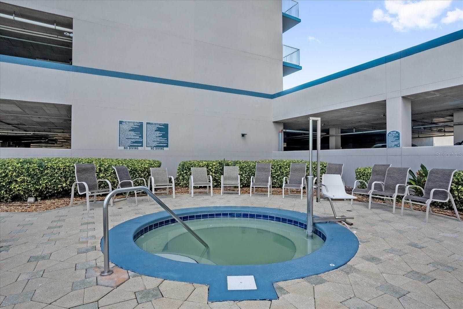 HOT TUB - 13427 BLUE HERON BEACH DR #2-1105, ORLANDO