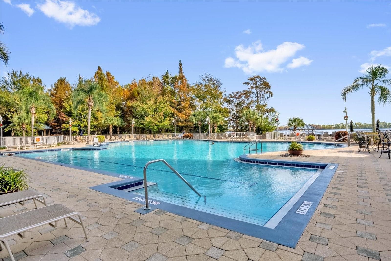 POOL - 13427 BLUE HERON BEACH DR #2-1105, ORLANDO