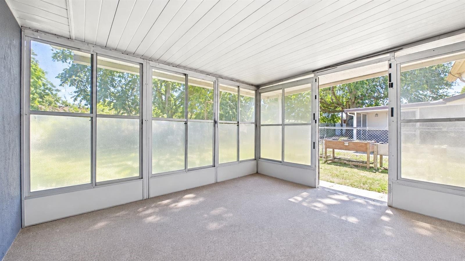 Virtually cleared out, still in progress of being cleaned out. - 8840 CARMEN LN, PORT RICHEY