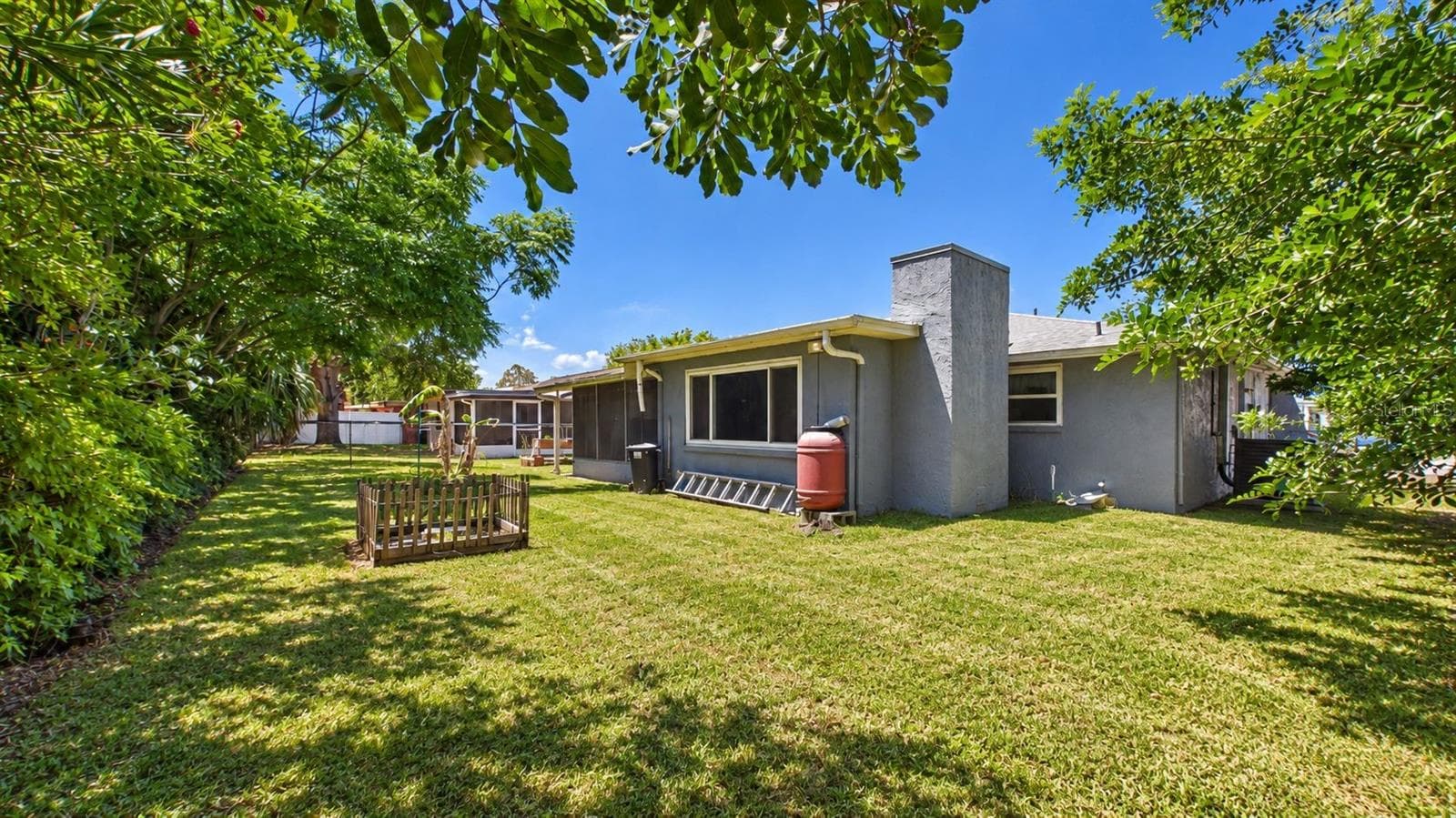 Virtually landscaped - 8840 CARMEN LN, PORT RICHEY