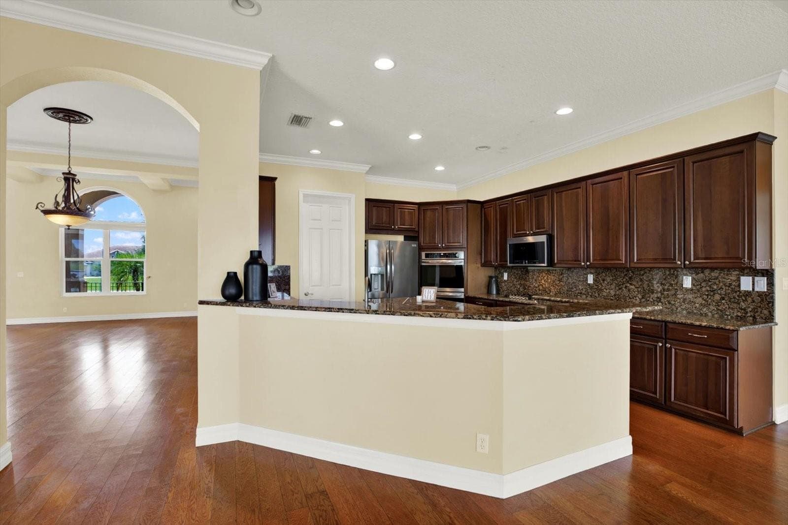 Single Family Residence at 5207 LAKE VENICE DR, WIMAUMA, photo 20 of 68