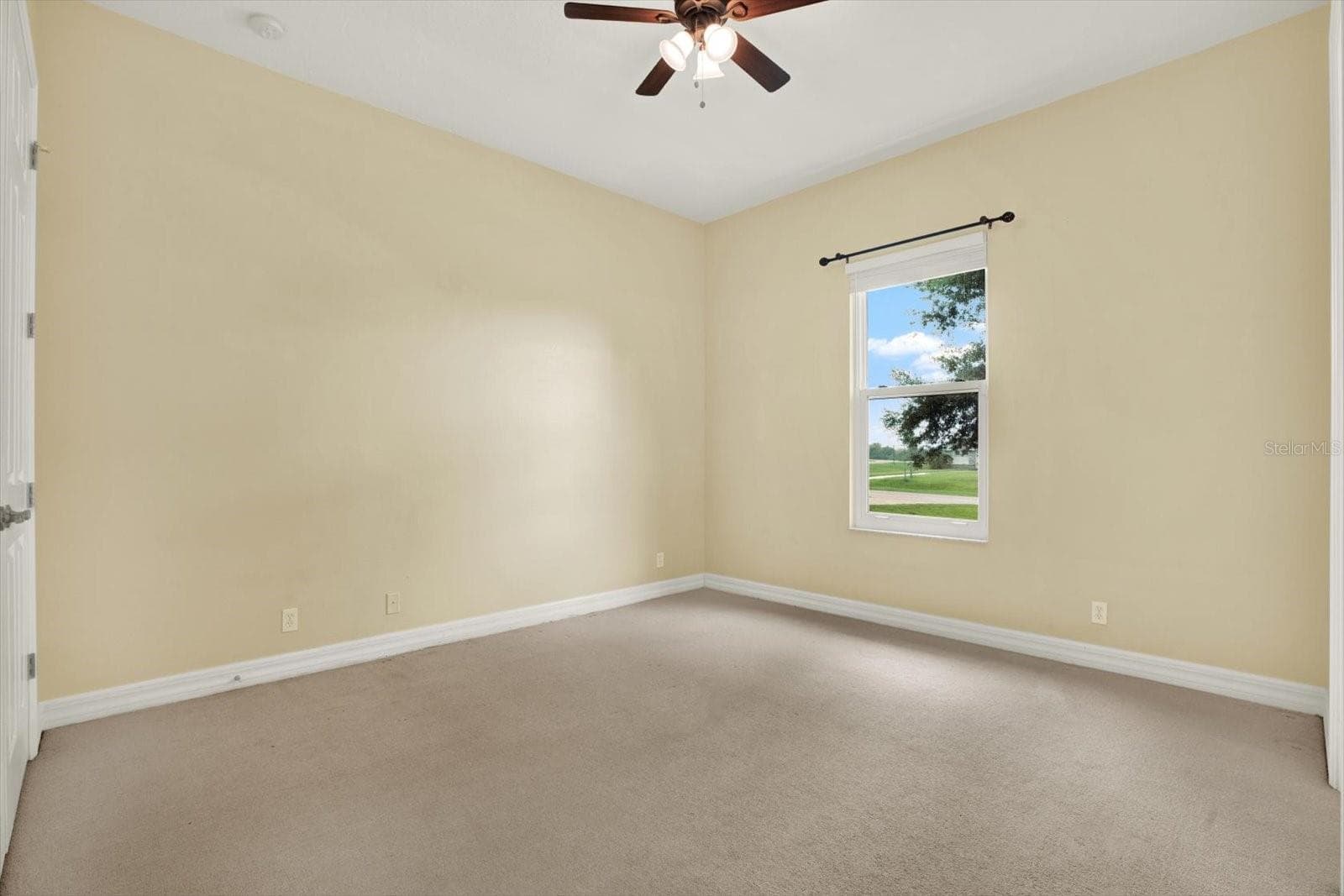 Single Family Residence at 5207 LAKE VENICE DR, WIMAUMA, photo 32 of 68