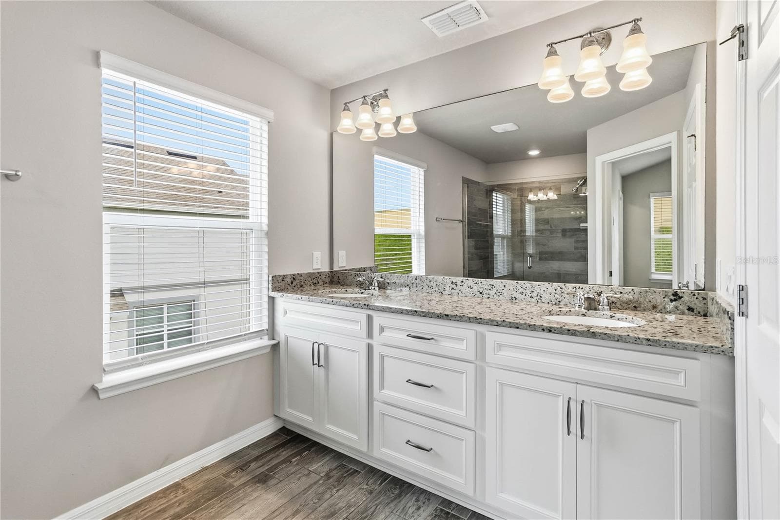 Townhouse at 3623 PLAINVIEW DR, ORLANDO, photo 31 of 61