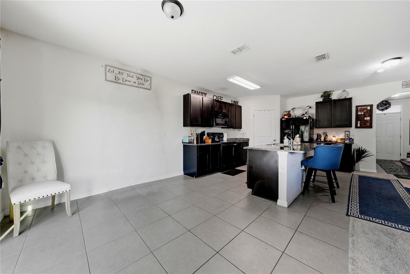 Single Family Residence at 8128 HARWICH PORT LN, GIBSONTON, photo 9 of 40