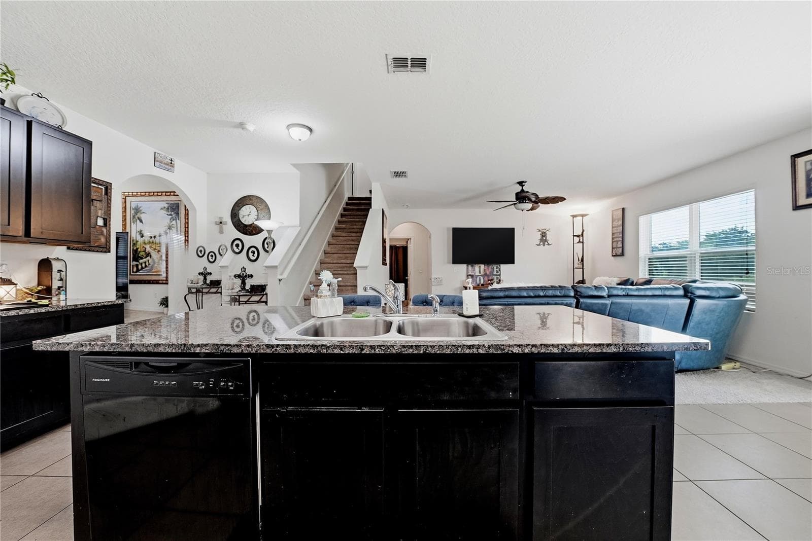 Single Family Residence at 8128 HARWICH PORT LN, GIBSONTON, photo 14 of 40