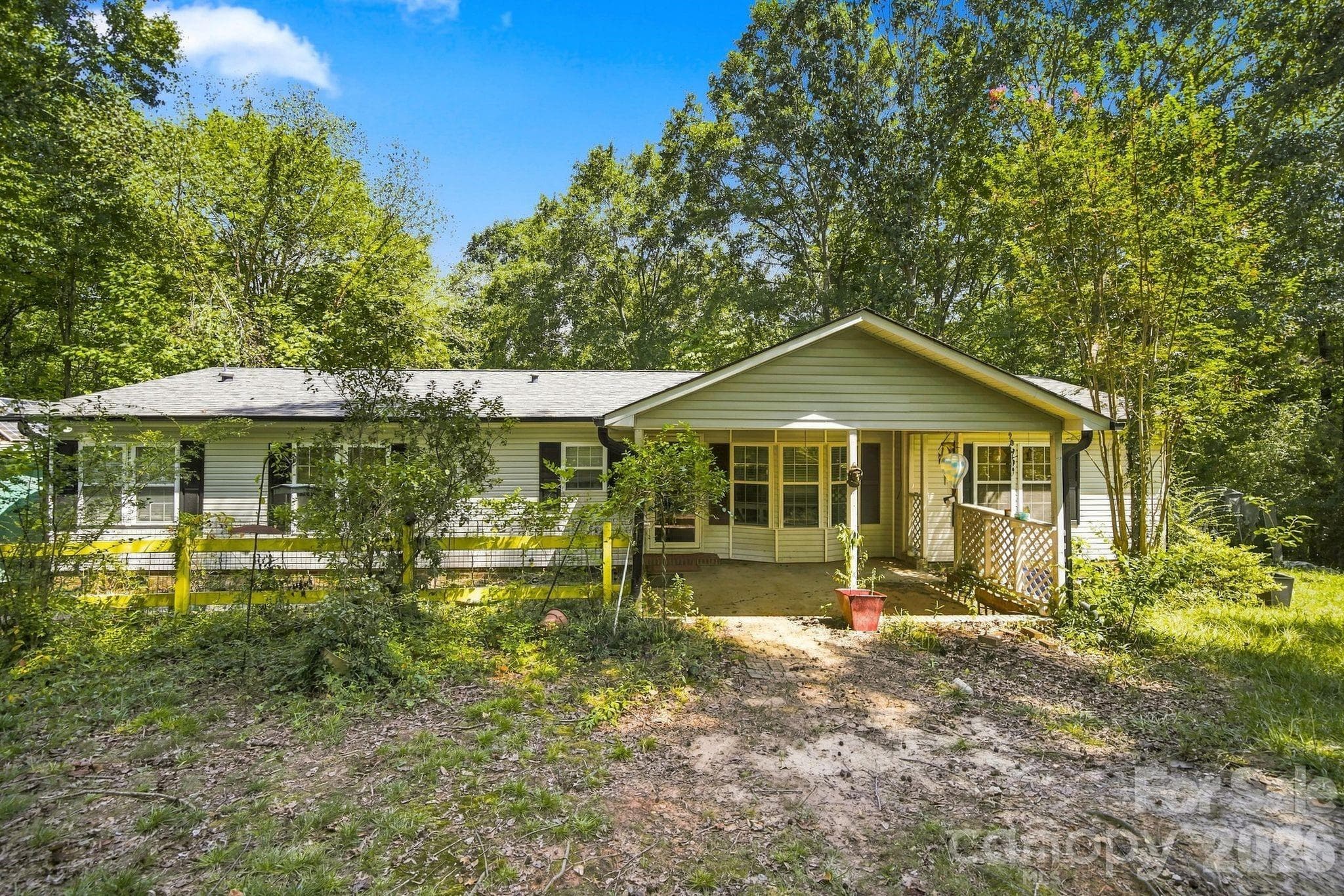 3 bedroom 2 bath - 1062 Bayneswood Lane, Fort Mill