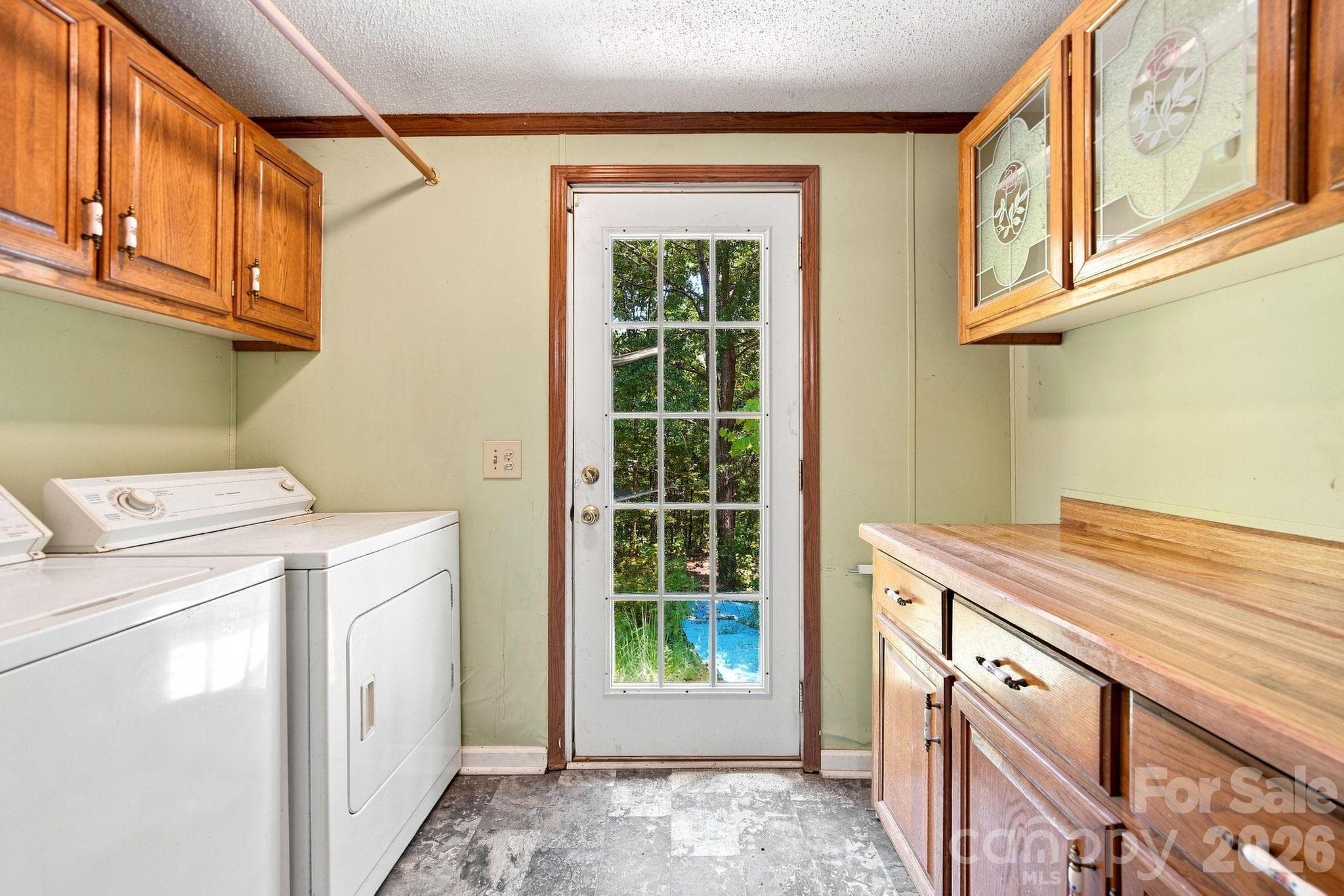 Laundry Area with plenty of storage - 1062 Bayneswood Lane, Fort Mill