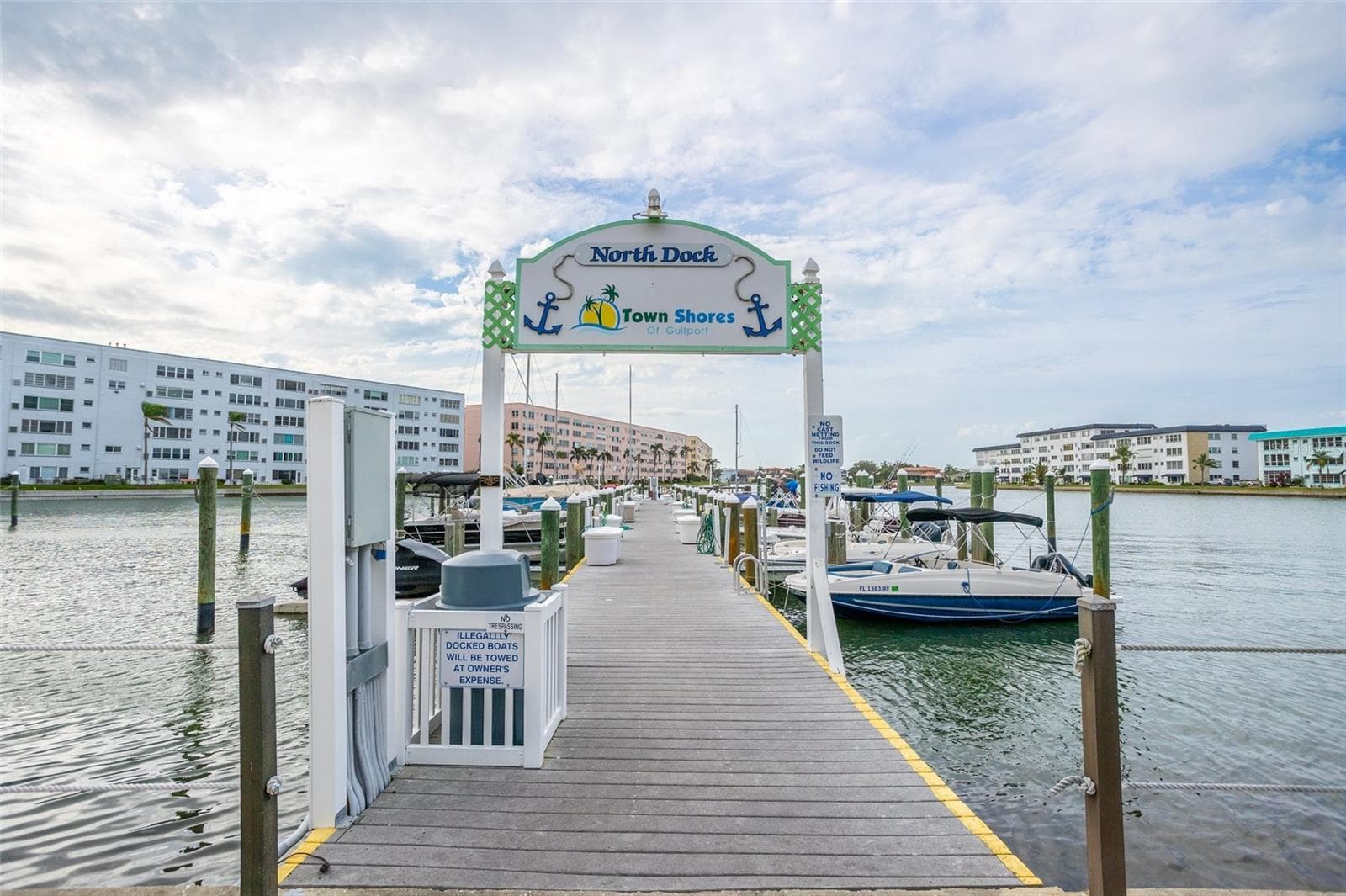 Marina - 3018 59TH ST S #111, GULFPORT