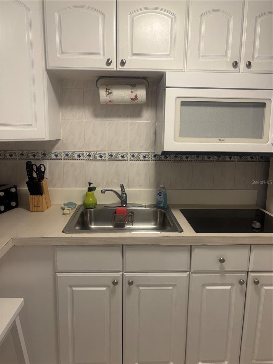 Condo - Hotel at 2700 N ATLANTIC AVE #527, DAYTONA BEACH, photo 13 of 33