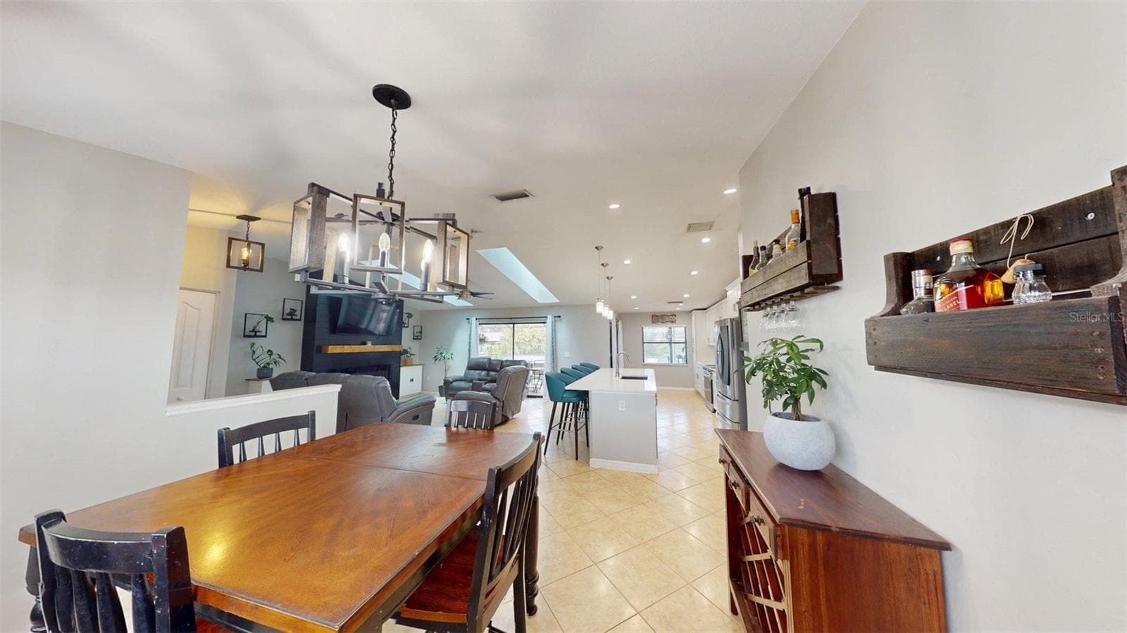 Single Family Residence at 2461 GOLD OAK CT E, SARASOTA, photo 13 of 31