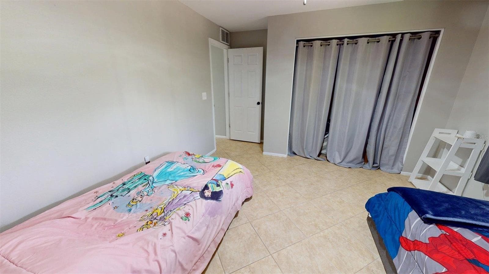 Single Family Residence at 2461 GOLD OAK CT E, SARASOTA, photo 21 of 31