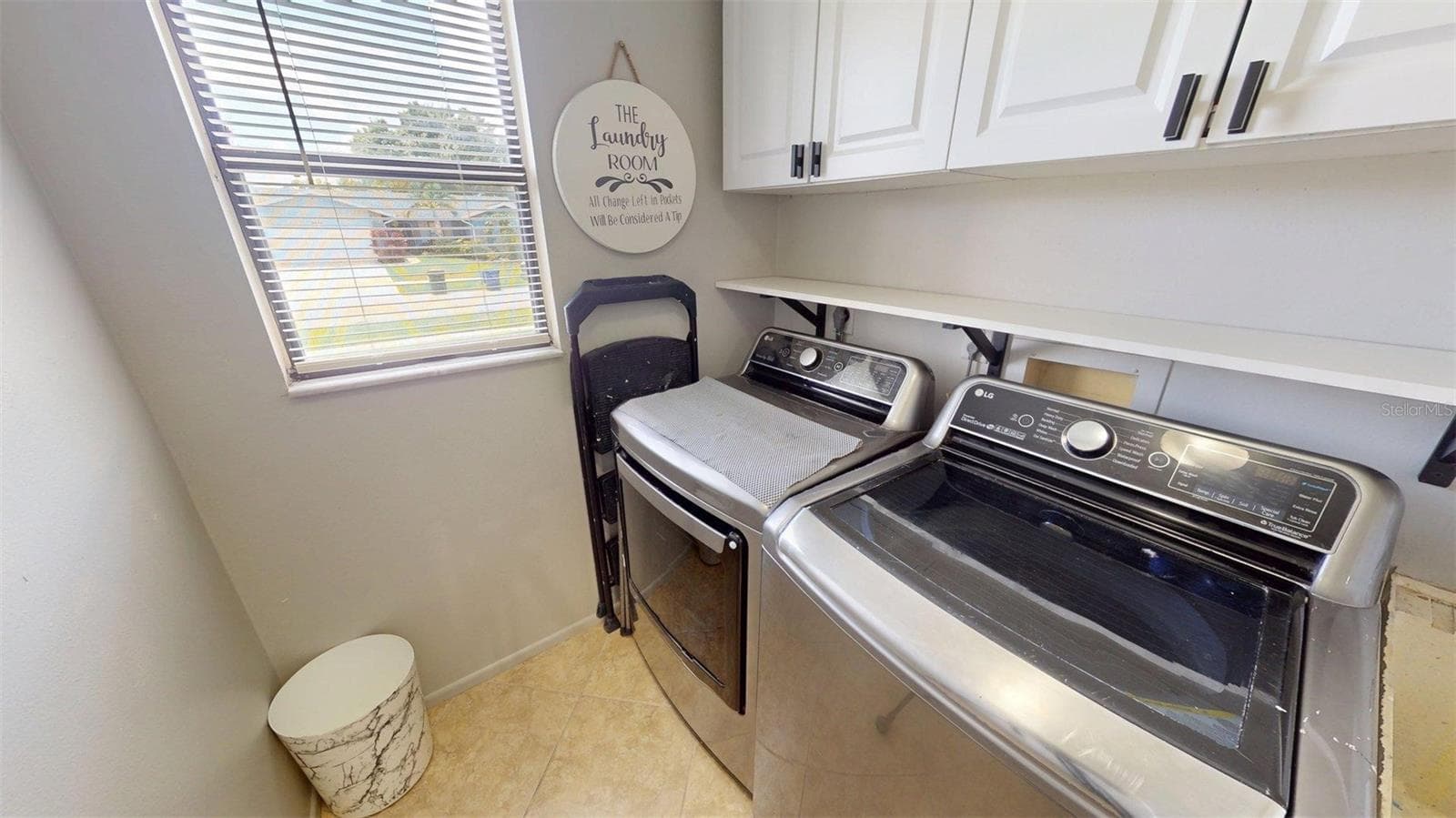 Single Family Residence at 2461 GOLD OAK CT E, SARASOTA, photo 23 of 31