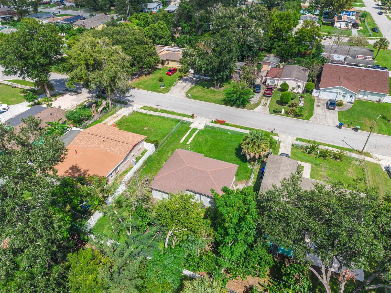 Single Family Residence at 7720 RAVENNA AVE, ORLANDO, photo 8 of 37