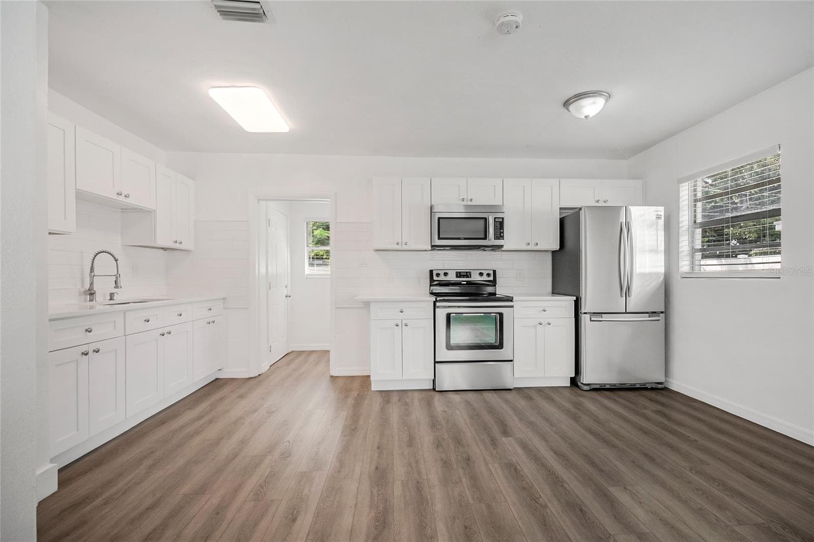 Single Family Residence at 7720 RAVENNA AVE, ORLANDO, photo 18 of 37