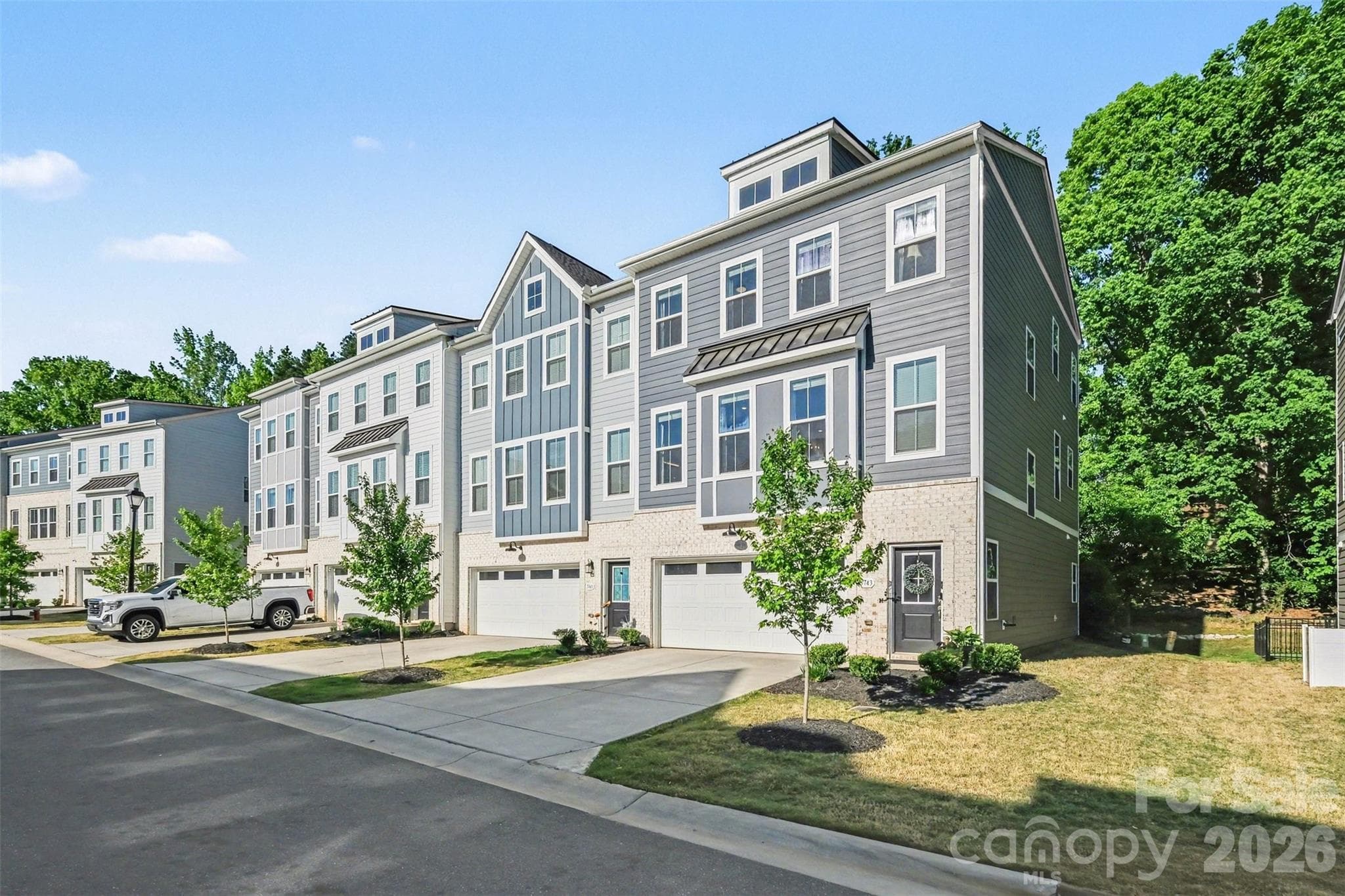 End-unit townhouse with 2-car garage. - 3743 Keyworth Way, Indian Land