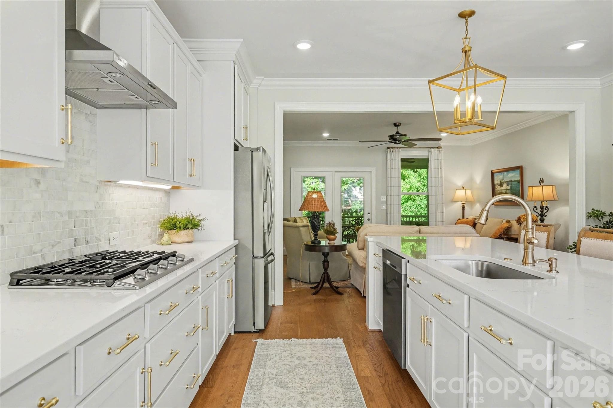 A clean, bright kitchen with modern detailing. - 3743 Keyworth Way, Indian Land