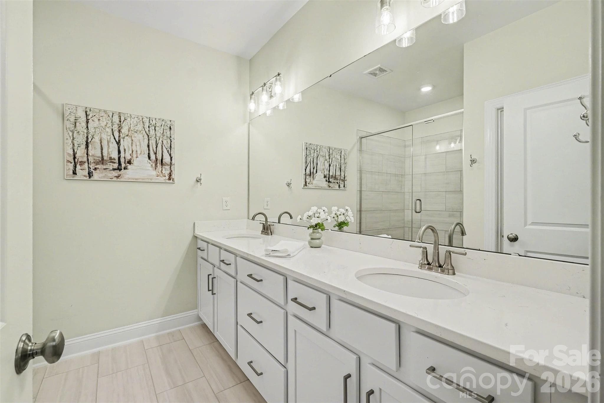Gorgeous and spacious primary bath. - 3743 Keyworth Way, Indian Land